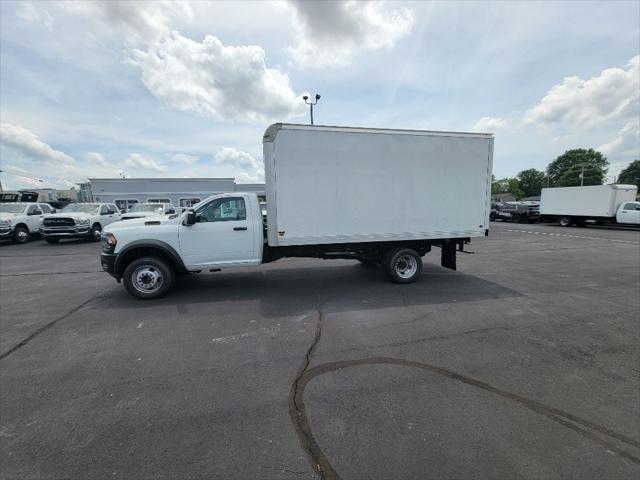 2024 RAM Ram 4500 Chassis Cab RAM 4500 SLT CHASSIS REGULAR CAB 4X4 120 CA 2024 RAM Ram 4500 Chassis Cab RAM 4500 SLT CHASSIS REGULAR CAB 4X4 120 CA