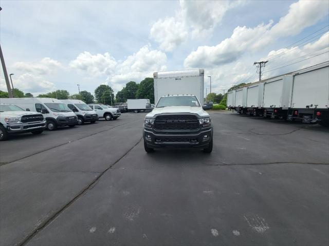 2024 RAM Ram 4500 Chassis Cab RAM 4500 SLT CHASSIS REGULAR CAB 4X4 120 CA