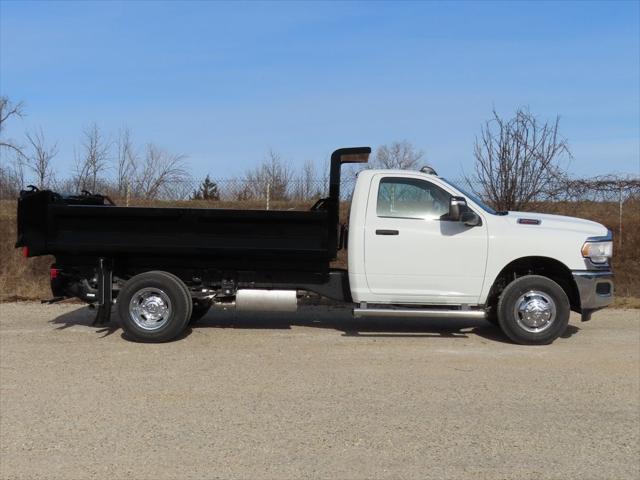 2024 RAM Ram 3500 Chassis Cab RAM 3500 TRADESMAN CHASSIS REGULAR CAB 4X4 84 CA