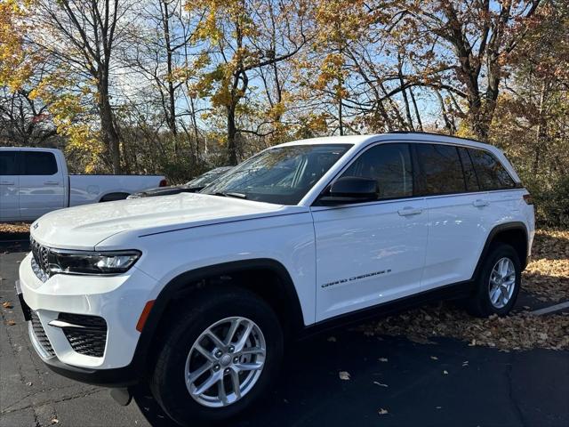 2023 Jeep Grand Cherokee Laredo X 4x2