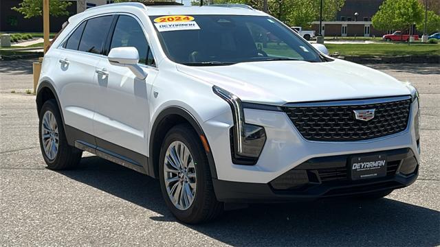 2024 Cadillac XT4 AWD Premium Luxury