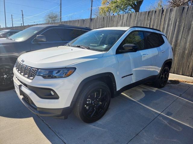 2025 Jeep Compass COMPASS LATITUDE 4X4