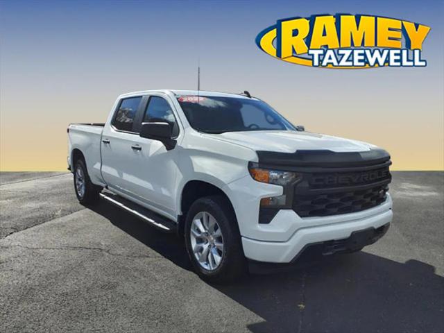 2022 Chevrolet Silverado 1500 4WD Crew Cab Standard Bed Custom