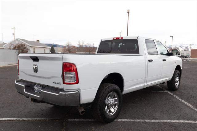 2022 RAM 3500 Tradesman Crew Cab 4x4 8 Box