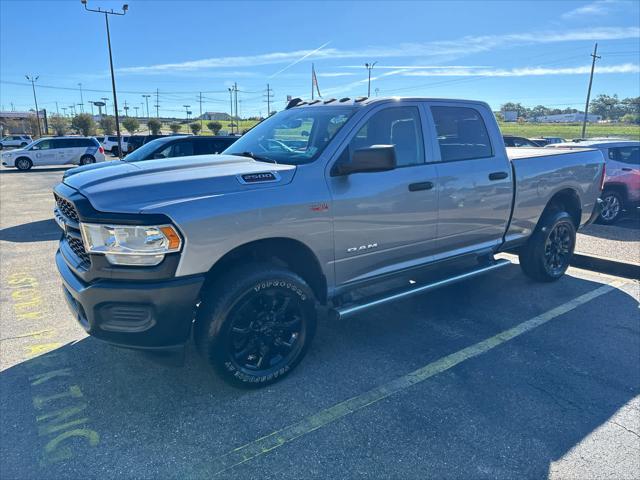 2020 RAM 2500 Tradesman Crew Cab 4X4 64 Box