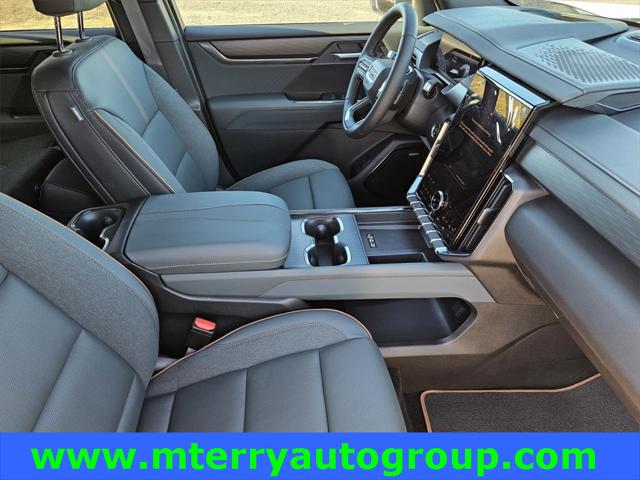 2024 GMC Acadia AWD AT4