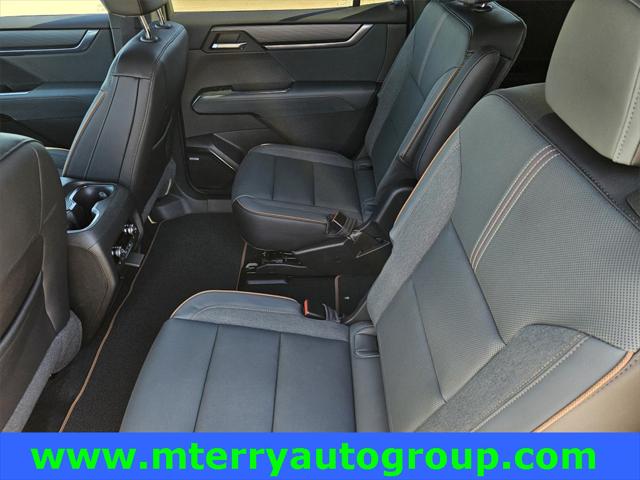 2024 GMC Acadia AWD AT4