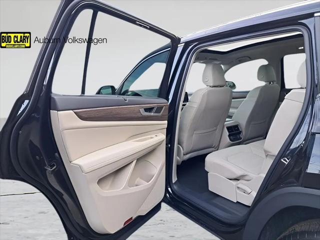 2025 Volkswagen Atlas 2.0T SEL