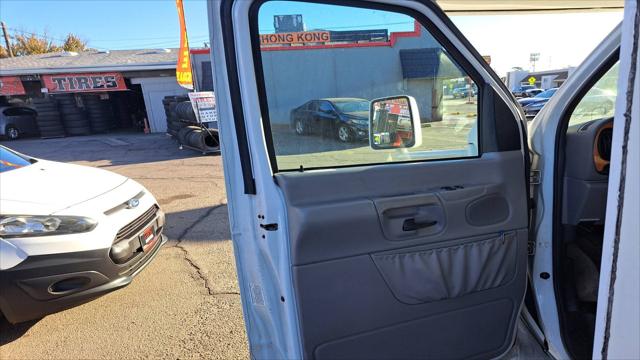 2001 Ford E-450 Cutaway E-450