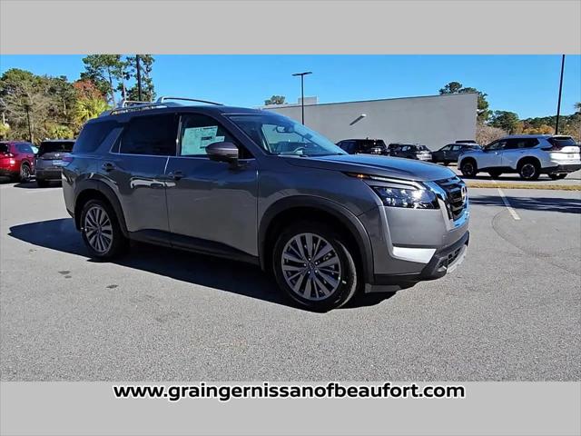 2025 Nissan Pathfinder SL FWD