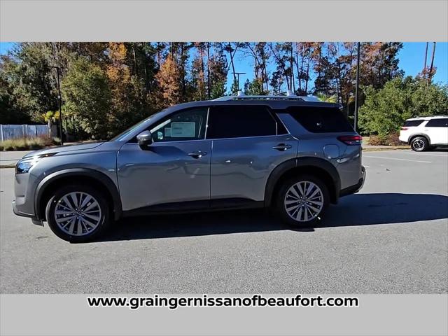 2025 Nissan Pathfinder SL FWD