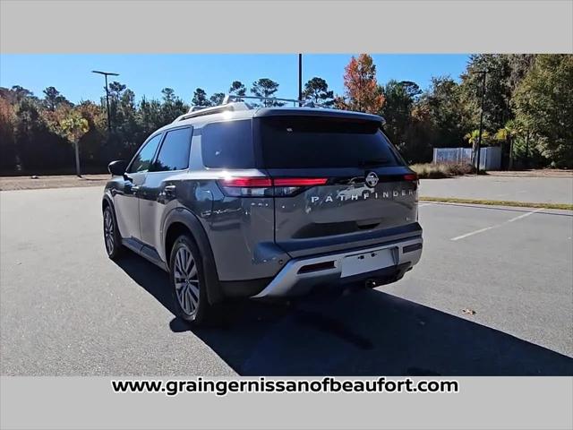 2025 Nissan Pathfinder SL FWD