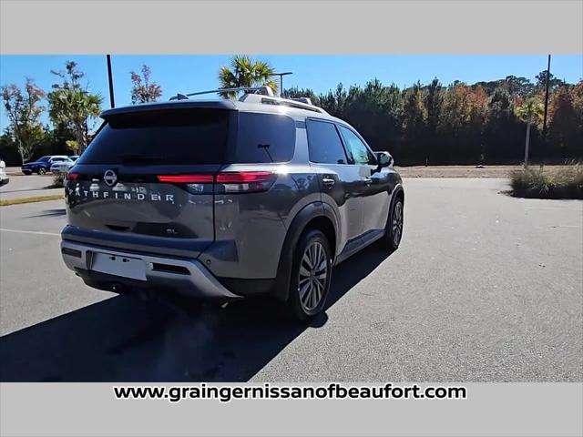 2025 Nissan Pathfinder SL FWD