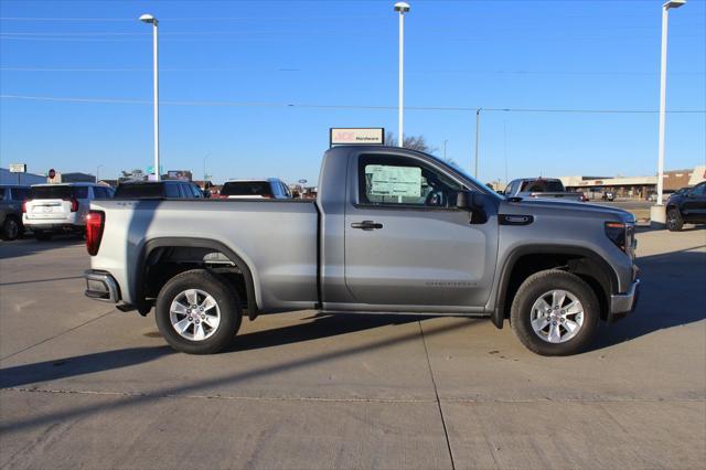 2025 GMC Sierra 1500 4WD Regular Cab Standard Box Pro