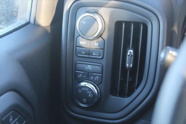2025 GMC Sierra 1500 4WD Regular Cab Standard Box Pro
