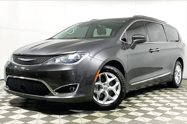 Used 2018 Chrysler Pacifica For Sale in Olive Branch, MS