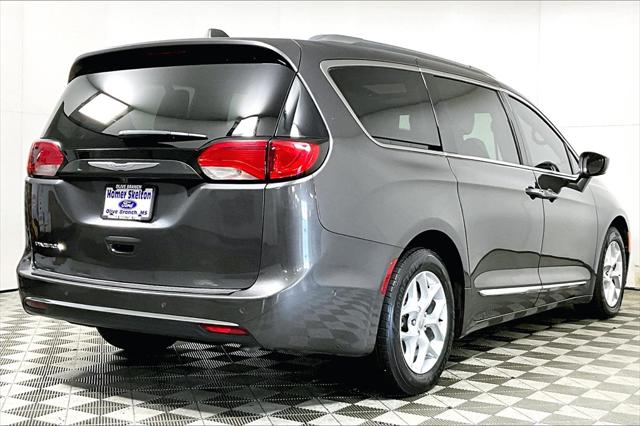 Used 2018 Chrysler Pacifica For Sale in Olive Branch, MS