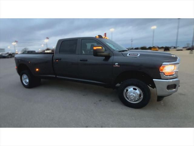 2024 RAM Ram 3500 RAM 3500 TRADESMAN CREW CAB 4X4 8 BOX