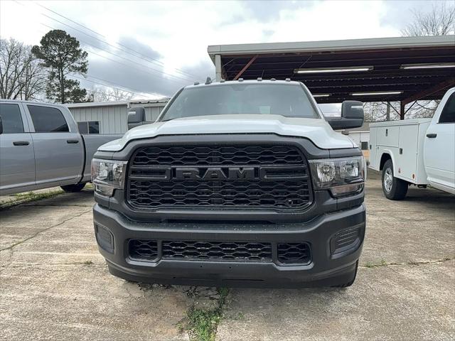 2024 RAM Ram 3500 Chassis Cab RAM 3500 TRADESMAN CREW CAB CHASSIS 4X4 60 CA