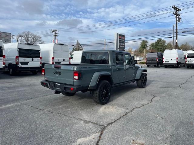 2025 Jeep Gladiator GLADIATOR NIGHTHAWK 4X4