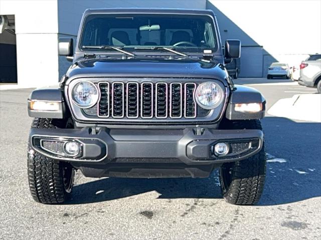 2025 Jeep Gladiator GLADIATOR NIGHTHAWK 4X4