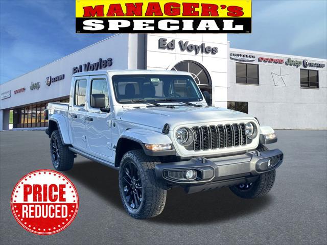 2025 Jeep Gladiator GLADIATOR NIGHTHAWK 4X4