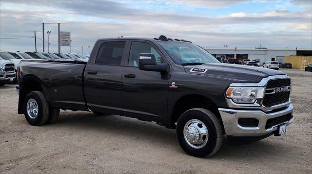 2024 RAM Ram 3500 RAM 3500 TRADESMAN CREW CAB 4X4 8 BOX