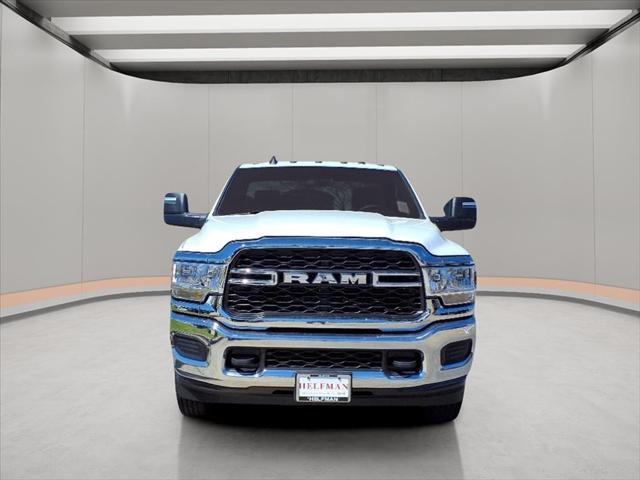2024 RAM Ram 3500 Chassis Cab RAM 3500 TRADESMAN CHASSIS REGULAR CAB 4X2 84 CA