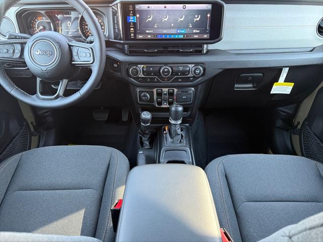 2025 Jeep Wrangler 4-Door Summit 4x4