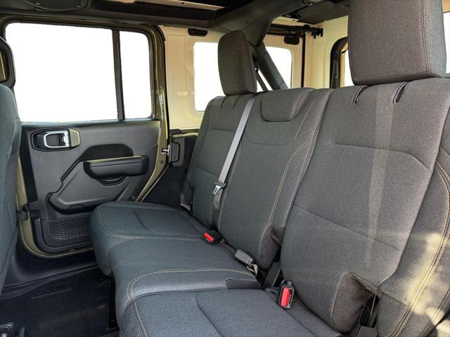 2025 Jeep Wrangler 4-Door Summit 4x4
