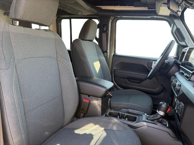 2025 Jeep Wrangler 4-Door Summit 4x4