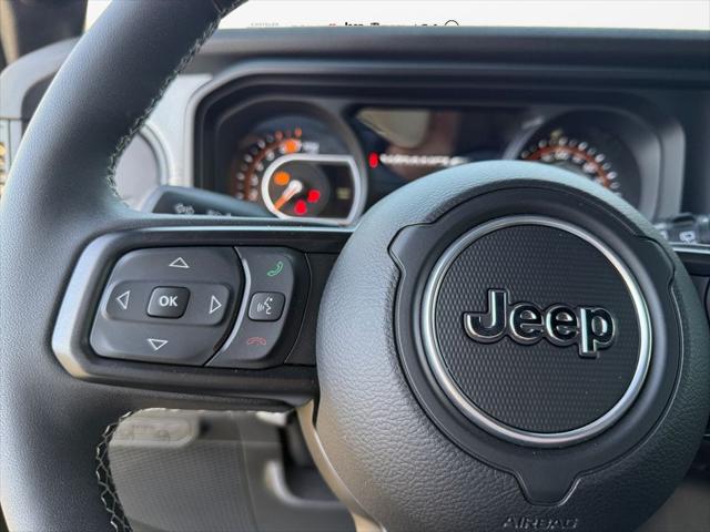2025 Jeep Wrangler 4-Door Summit 4x4