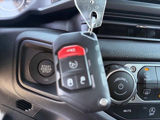 2025 Jeep Wrangler 4-Door Summit 4x4