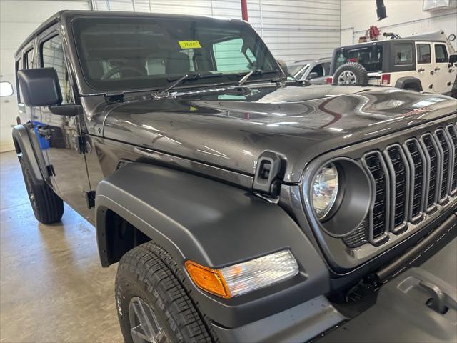 2025 Jeep Wrangler 4-Door Sport RHD 4x4