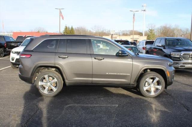 2025 Jeep Grand Cherokee GRAND CHEROKEE LIMITED 4X4