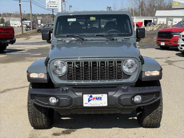 2025 Jeep Gladiator GLADIATOR NIGHTHAWK 4X4
