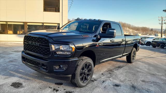 2024 RAM Ram 3500 RAM 3500 BIG HORN CREW CAB 4X4 8 BOX