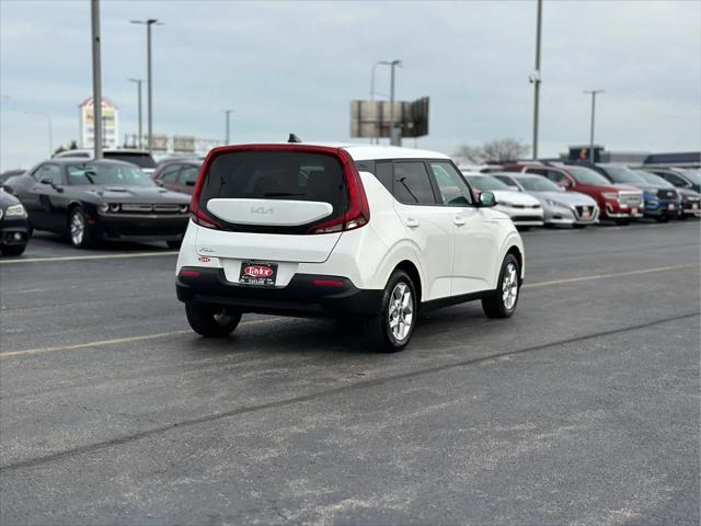 2022 Kia Soul LX