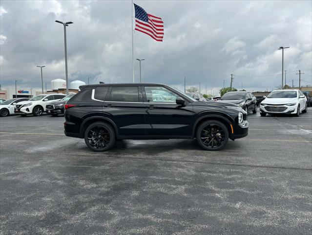 2023 Mitsubishi Outlander SE Black Edition 2WD