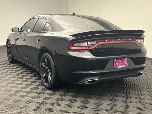 2017 Dodge Charger R/T RWD