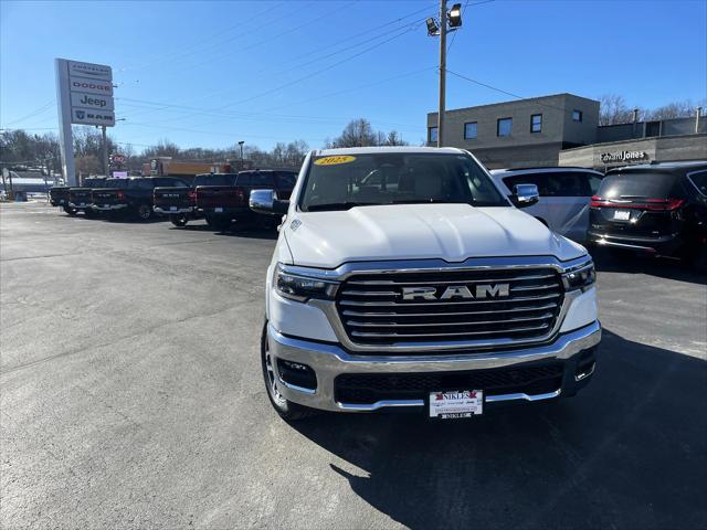 2025 RAM Ram 1500 RAM 1500 LARAMIE CREW CAB 4X4 57 BOX