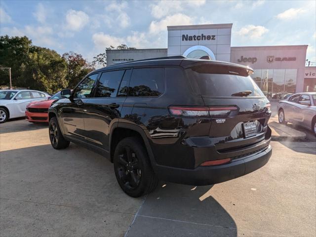 2023 Jeep Grand Cherokee L Altitude 4x2