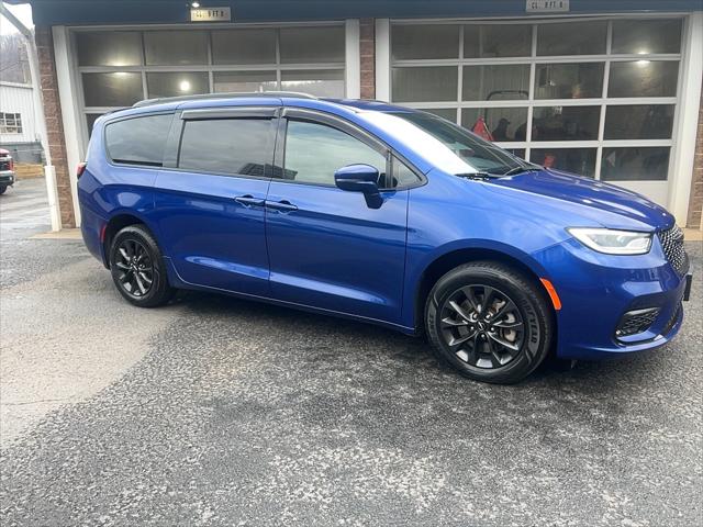 2021 Chrysler Pacifica Touring AWD