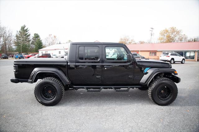 2022 Jeep Gladiator Willys 4x4