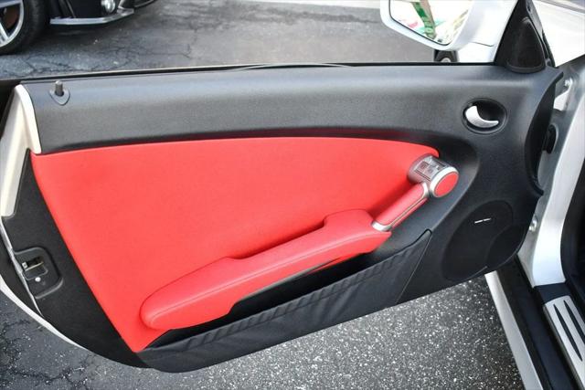 2009 Mercedes-Benz SLK SLK 300 SLK300 2 Door Roadster W/P1 and Multimedia Packages