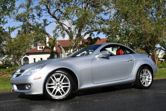 2009 Mercedes-Benz SLK SLK 300 SLK300 2 Door Roadster W/P1 and Multimedia Packages