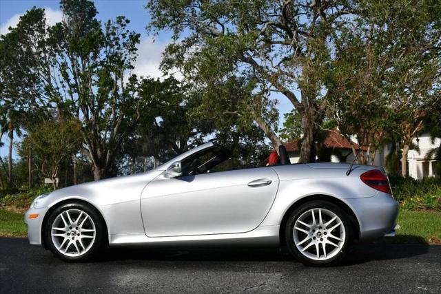 2009 Mercedes-Benz SLK SLK 300 SLK300 2 Door Roadster W/P1 and Multimedia Packages