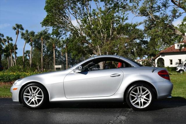 2009 Mercedes-Benz SLK SLK 300 SLK300 2 Door Roadster W/P1 and Multimedia Packages