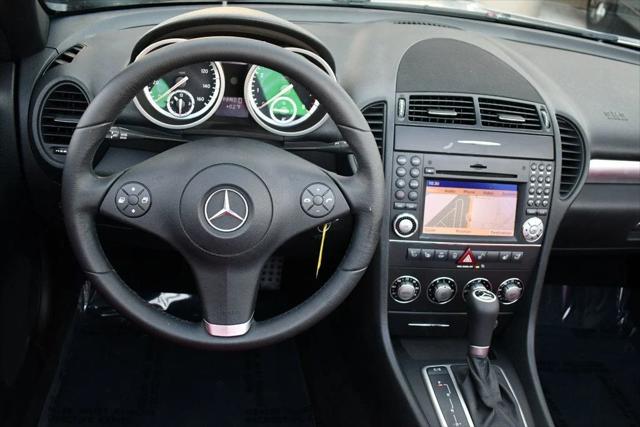 2009 Mercedes-Benz SLK SLK 300 SLK300 2 Door Roadster W/P1 and Multimedia Packages