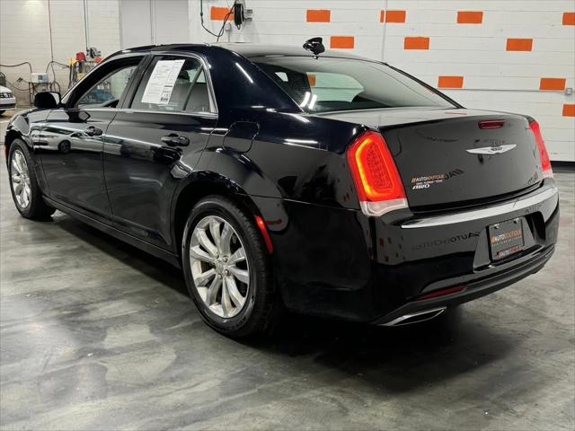 2018 Chrysler 300 Touring AWD
